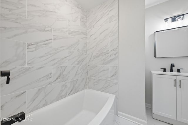 6039 GLENN ROSE Drive, Jacksonville, FL 32277