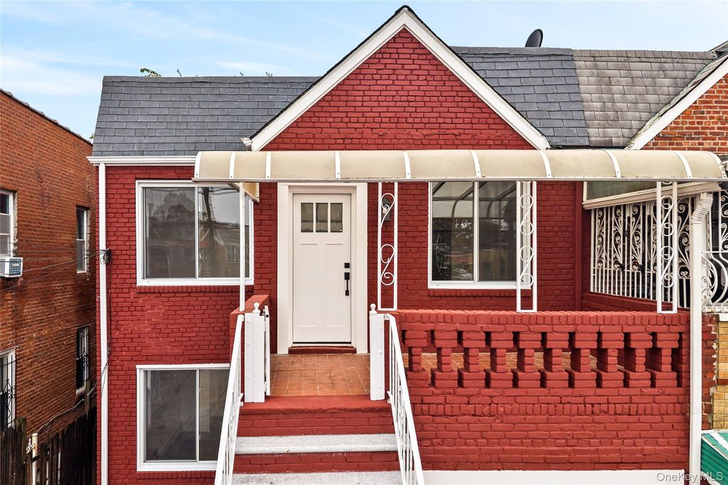 688 Remsen Avenue, Brooklyn, NY 11236 — photo 2