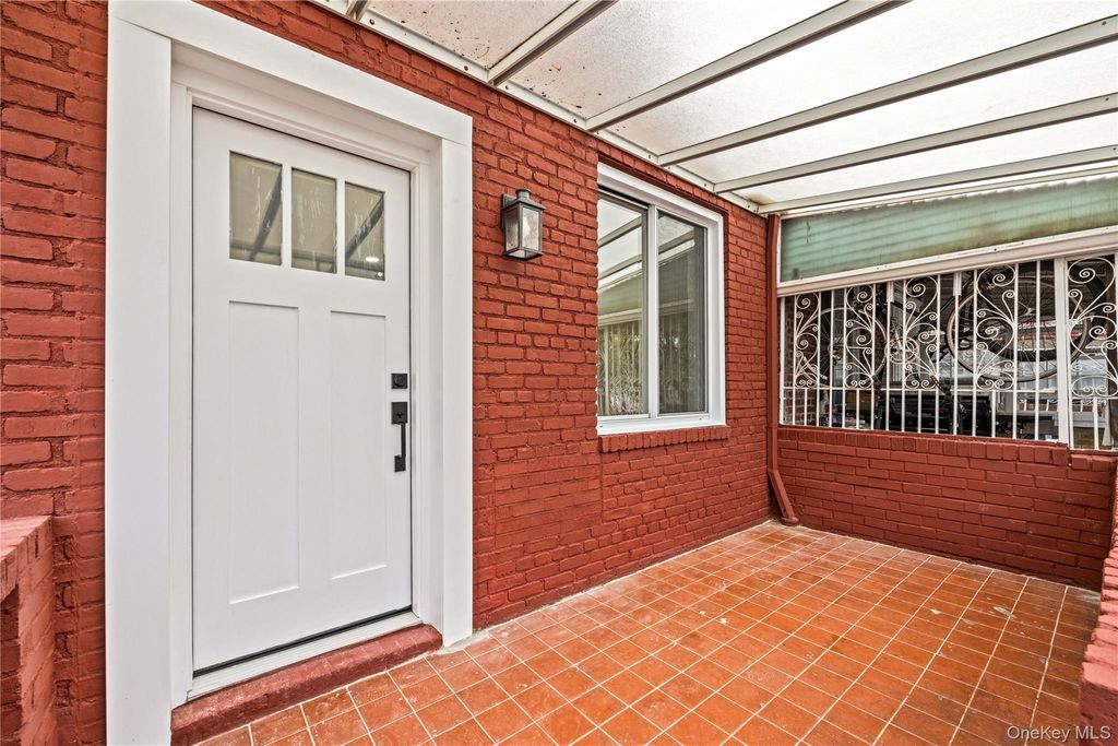 688 Remsen Avenue, Brooklyn, NY 11236 — photo 3