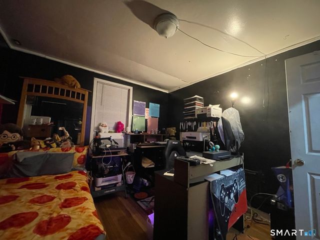 1522 North Avenue, Bridgeport, CT 06604