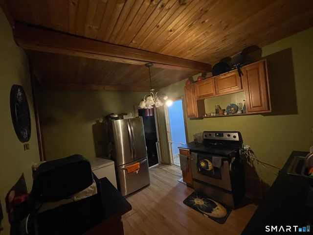 1522 North Avenue, Bridgeport, CT 06604