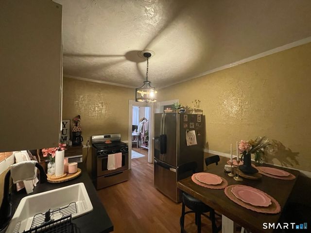 1522 North Avenue, Bridgeport, CT 06604