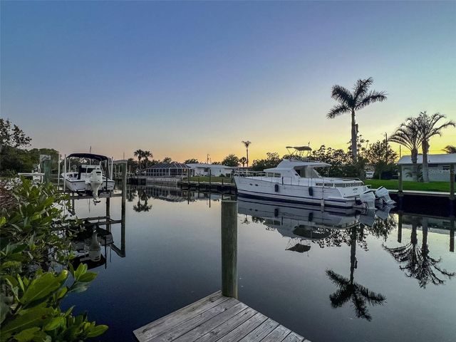 907 22ND AVENUE W, Palmetto, FL 34221