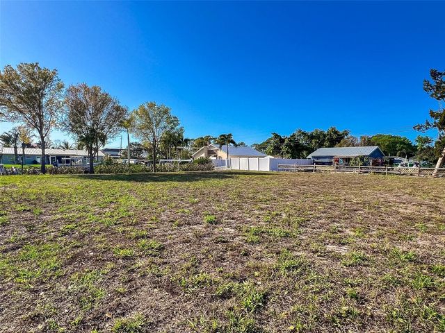 907 22ND AVENUE W, Palmetto, FL 34221