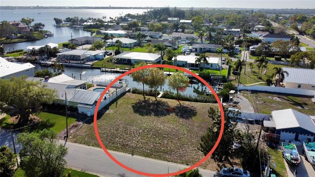 907 22ND AVENUE W, Palmetto, FL 34221