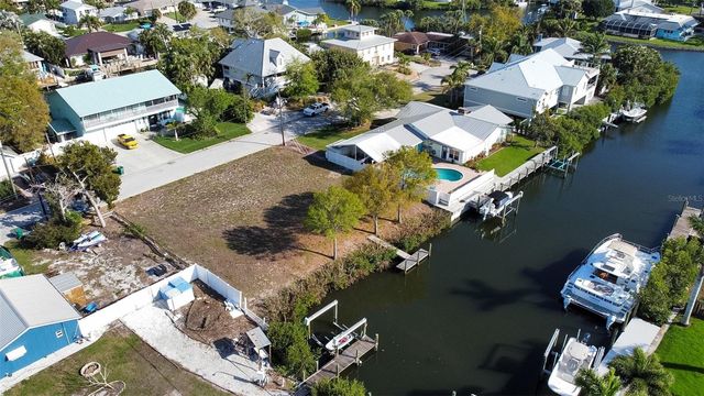 907 22ND AVENUE W, Palmetto, FL 34221