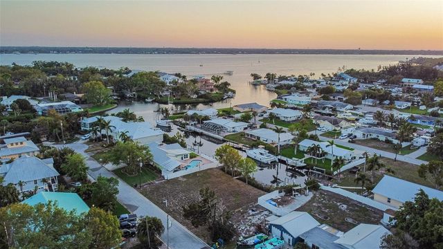 907 22ND AVENUE W, Palmetto, FL 34221