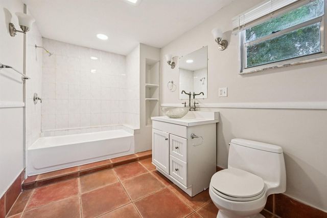 5618 Cinnamon Drive, West Palm Beach, FL 33415
