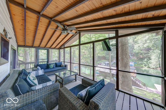 7254 Halibut Drive, Nineveh, IN 46164