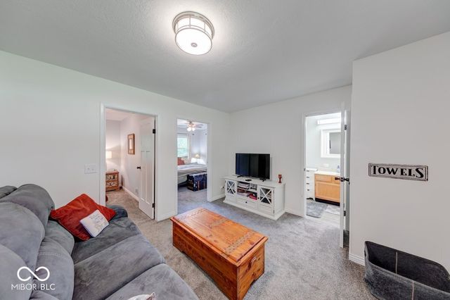 7254 Halibut Drive, Nineveh, IN 46164