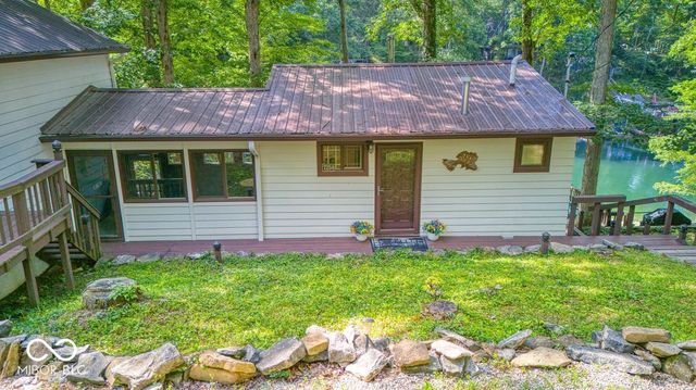 7254 Halibut Drive, Nineveh, IN 46164