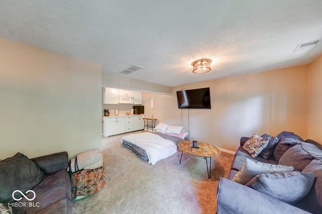 7254 Halibut Drive, Nineveh, IN 46164