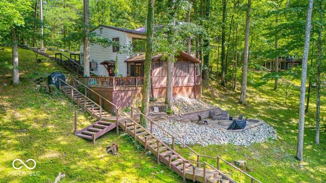 7254 Halibut Drive, Nineveh, IN 46164