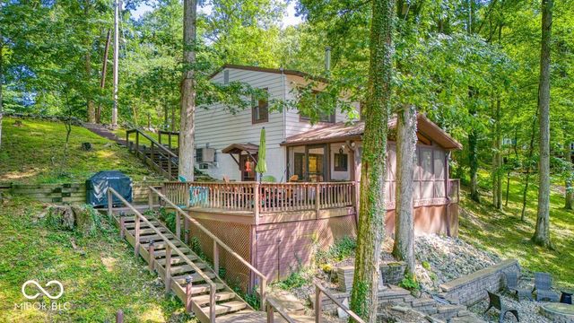 7254 Halibut Drive, Nineveh, IN 46164