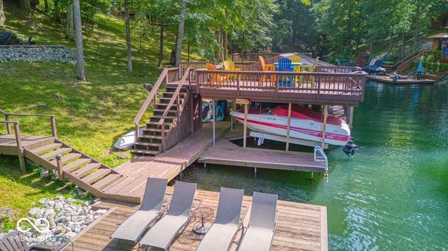 7254 Halibut Drive, Nineveh, IN 46164