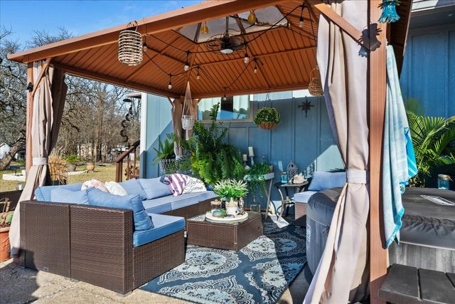 681 Briggs Boulevard, East Tawakoni, TX 75472