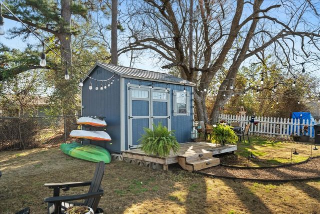 681 Briggs Boulevard, East Tawakoni, TX 75472