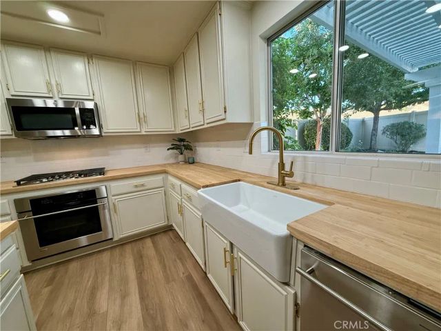 41968 Cameryn Court, Murrieta, CA 92562
