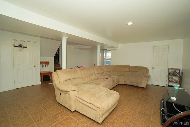 104 Donna Lea Boulevard, Amherst, NY 14221