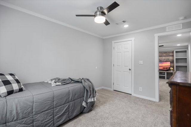 18755 County Road 4104, Lindale, TX 75771