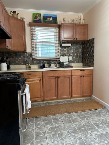 64-73 59th Avenue, Maspeth, NY 11378