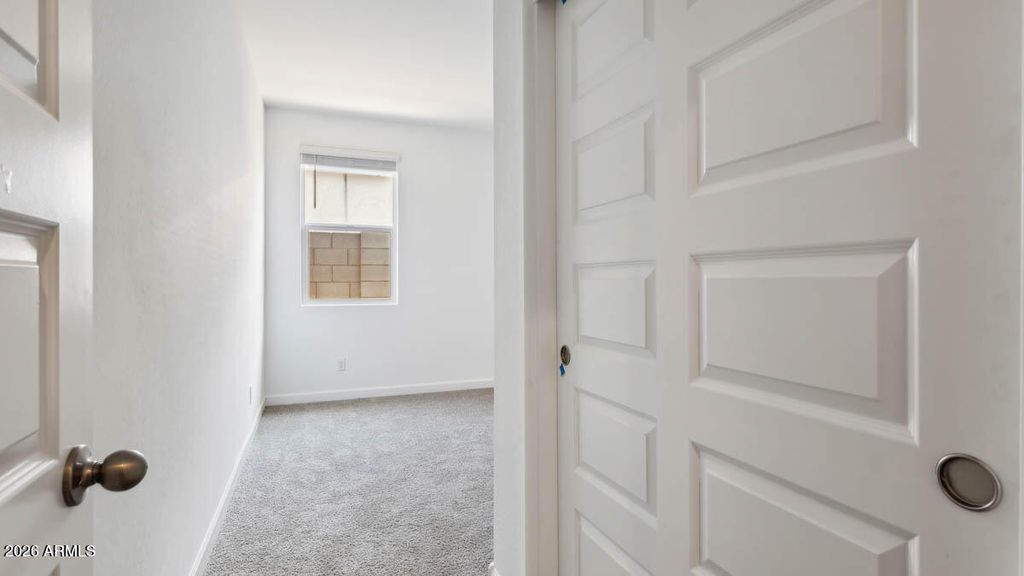 Image 9 of property listing at 1573 E GLAZIER Drive E, Casa Grande, AZ 85122