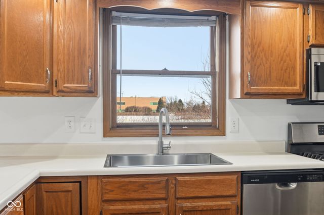 1167 Charles Lee Court, Greenwood, IN 46143