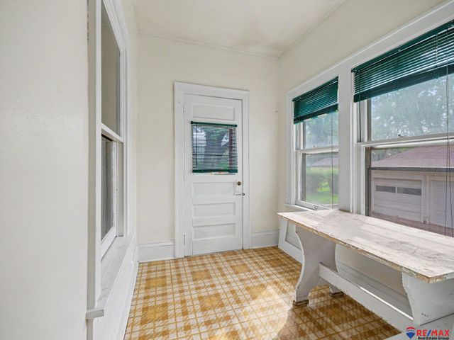 429 E 3rd Street, Papillion, NE 68046