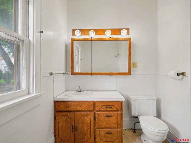 429 E 3rd Street, Papillion, NE 68046