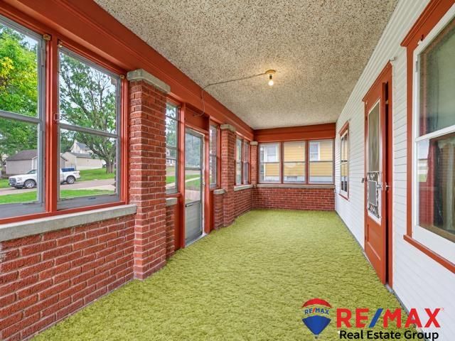 429 E 3rd Street, Papillion, NE 68046