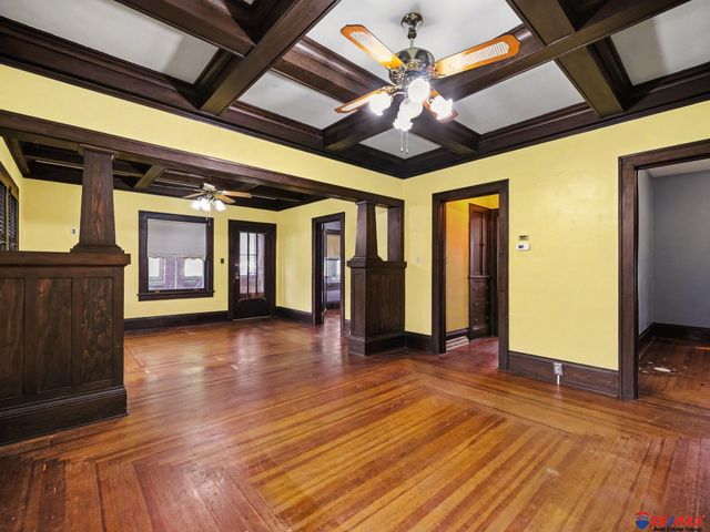 429 E 3rd Street, Papillion, NE 68046