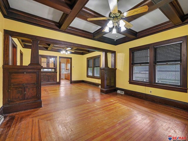 429 E 3rd Street, Papillion, NE 68046