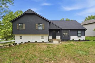 10442 Century Lane, Lenexa, KS 66215