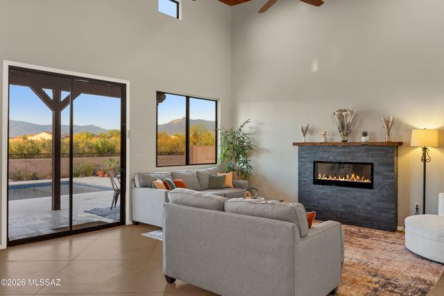 9925 S Placita De La Bondad, Vail, AZ 85641