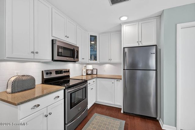 16 Bay Tree Court, St. Simons Island, GA 31522
