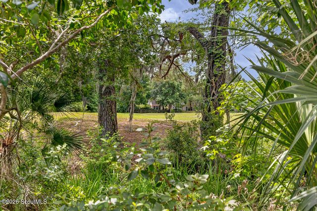 16 Bay Tree Court, St. Simons Island, GA 31522