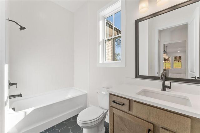 208 Knollwood Bend, Canton, GA 30115