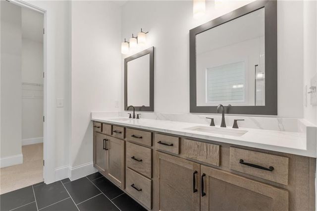 208 Knollwood Bend, Canton, GA 30115