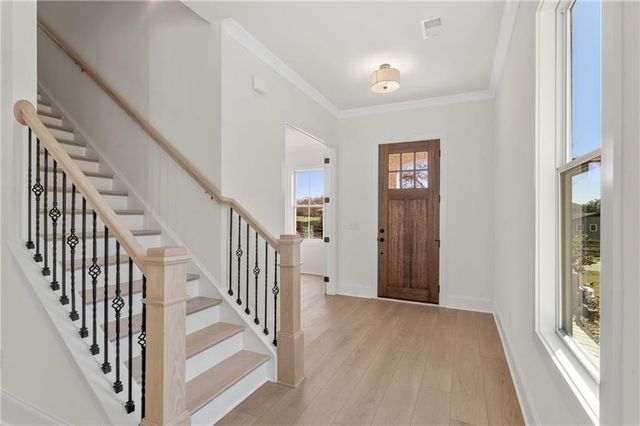 208 Knollwood Bend, Canton, GA 30115