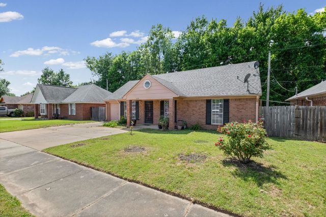 2515 PARKVIEW DR, Memphis, TN 38128
