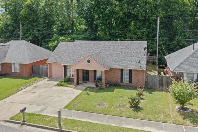 2515 PARKVIEW DR, Memphis, TN 38128