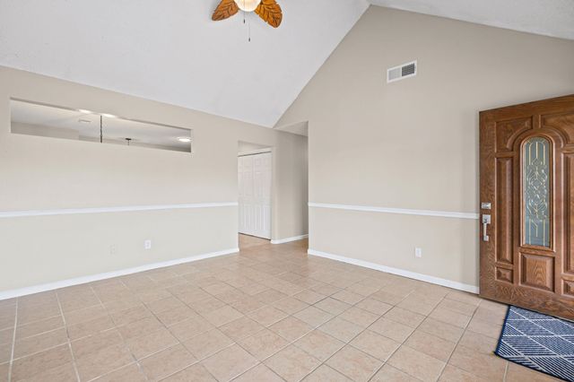 2515 PARKVIEW DR, Memphis, TN 38128