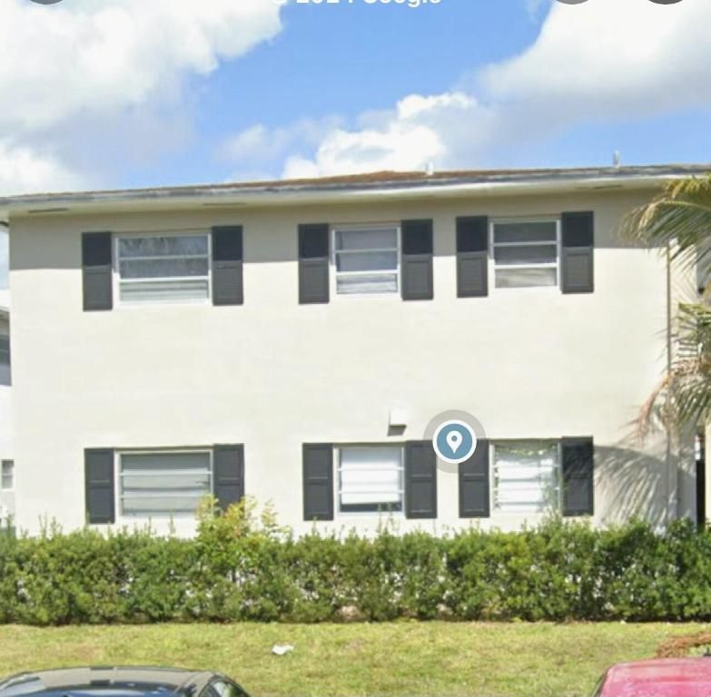 2151 NE 168th Street 5, North Miami Beach, FL 33162