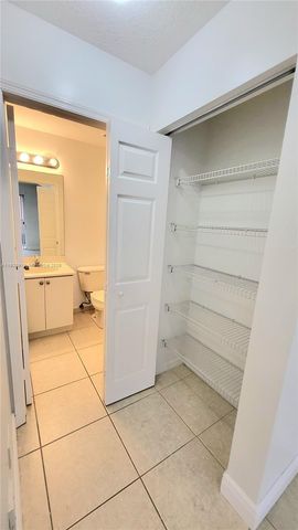 4911 Schooner Dr 5208, Dania Beach, FL 33312