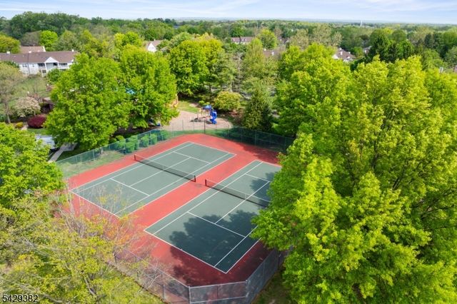 31 Bethany Ct, Franklin Twp., NJ 08823