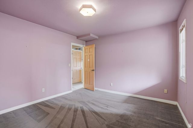 10 LA MONTAGNE LN, Sandy, UT 84092