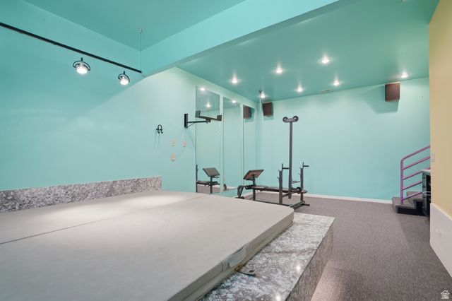 10 LA MONTAGNE LN, Sandy, UT 84092