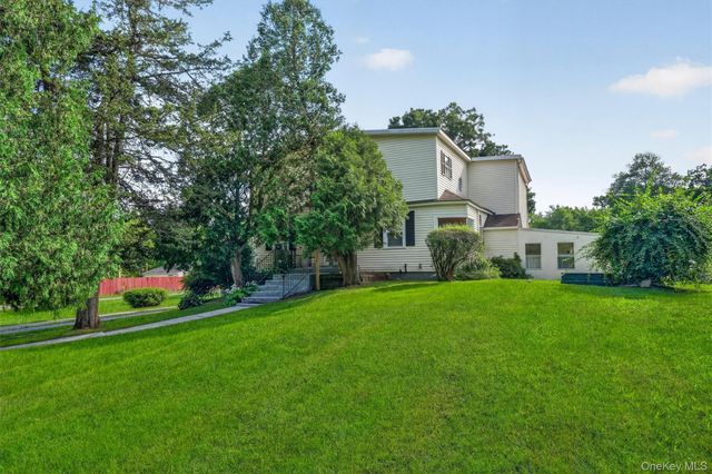 295 Baxtertown Road, Fishkill, NY 12524