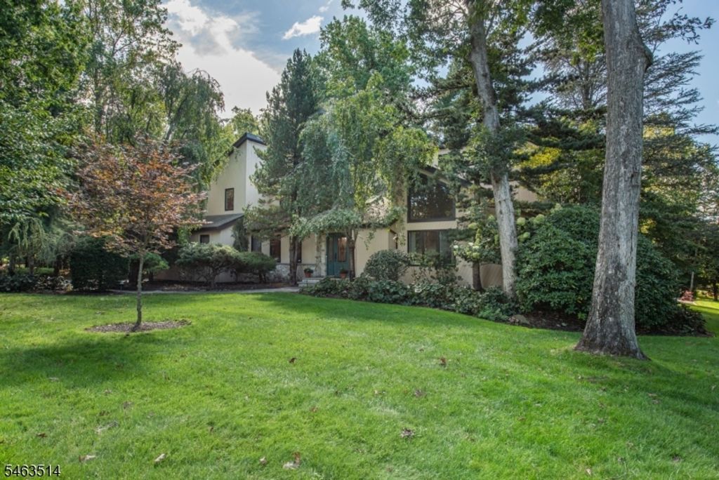 15 Mcdonough Pl, North Caldwell Boro, NJ 07006 — photo 3