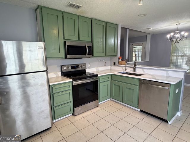 143 Lake Jordan Boulevard, Kingsland, GA 31548